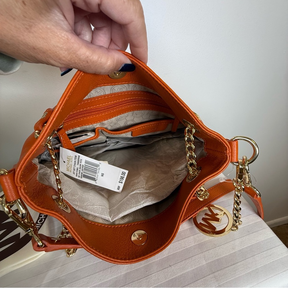 MICHAEL Michael Kors Soft Orange Leather Gold Chain Shoulder/Crossbody/Hand Bag - Picture 11 of 16